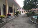 dọn dẹp khuôn viên nhà hiệu bộ sạch sẽ.jpg - 