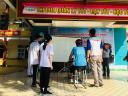 trai nghiem lai xe dien của cac em hs.jpg - 